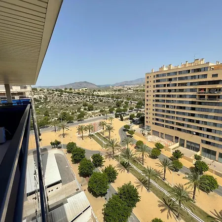 Atico Duplex Playa דירה *