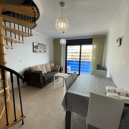 Atico Duplex Playa דירה